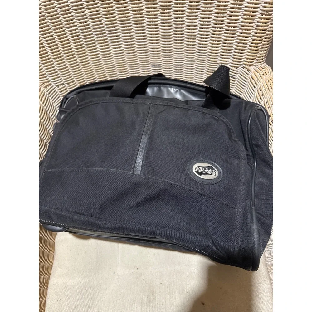 American Tourister Black Rolling Duffel Bag Travel Carry On Luggage Wheels